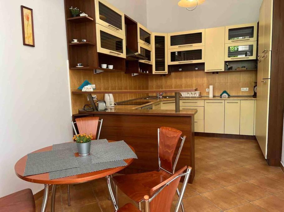 كراكوفيا Grodzka / Apartment With Balcony المظهر الخارجي الصورة